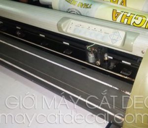 Bán máy cắt decal Đài Loan Bobcat cũ giá rẻ