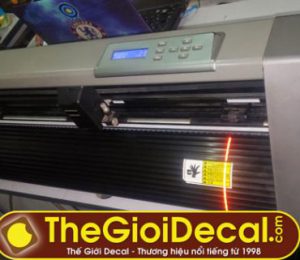 Bán máy cắt decal Kingcut HK cũ còn 98% giá 5,5 triệu đồng